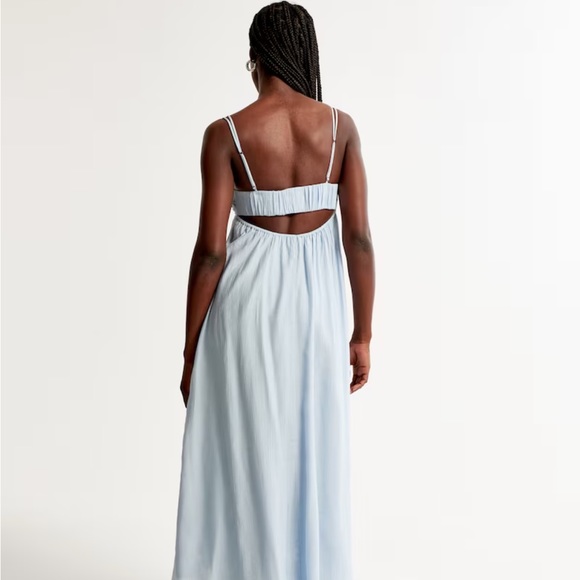 Abercrombie & Fitch Crinkle Texture Maxi Dress - Picture 3 of 4